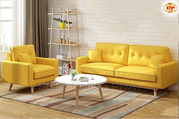 Sofa nhỏ dạng bằng giá rẻ tông màu vàng chủ đạo cho không gian